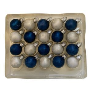 Vtg Martha Stewart Christmas Ornaments Blue White 20 Mini Glass 2005 In Box